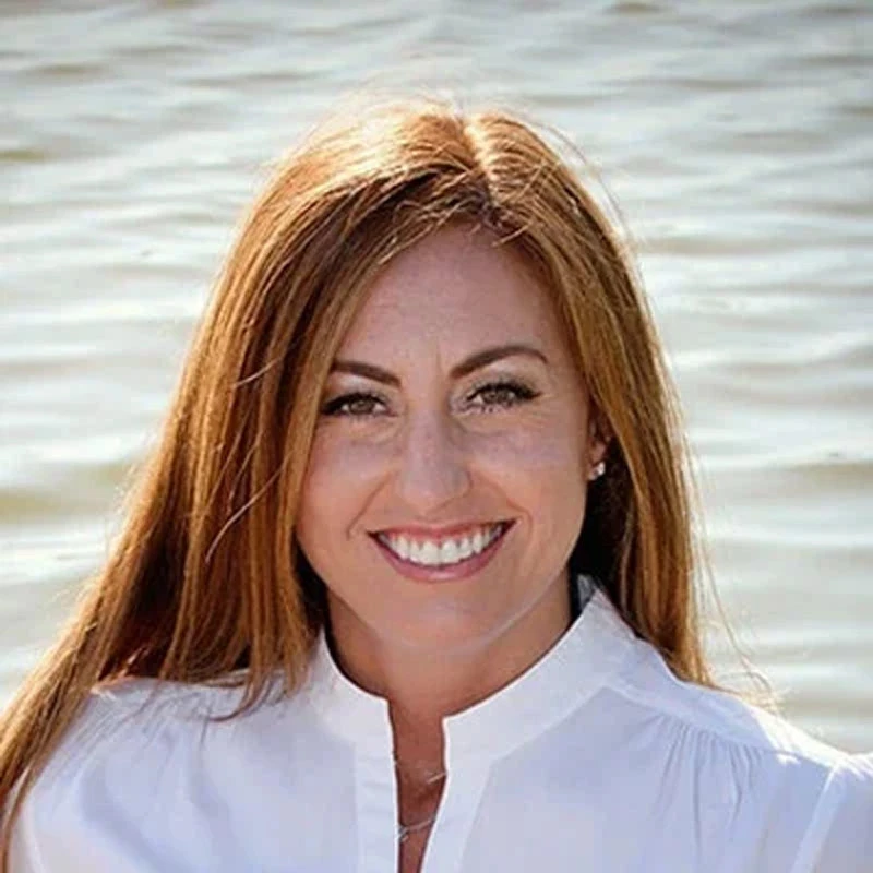 Dr Danielle Hood DC - Chiropractor in St. Petersburg FL